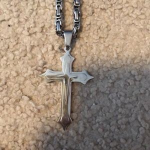 Men’s silver cross necklace